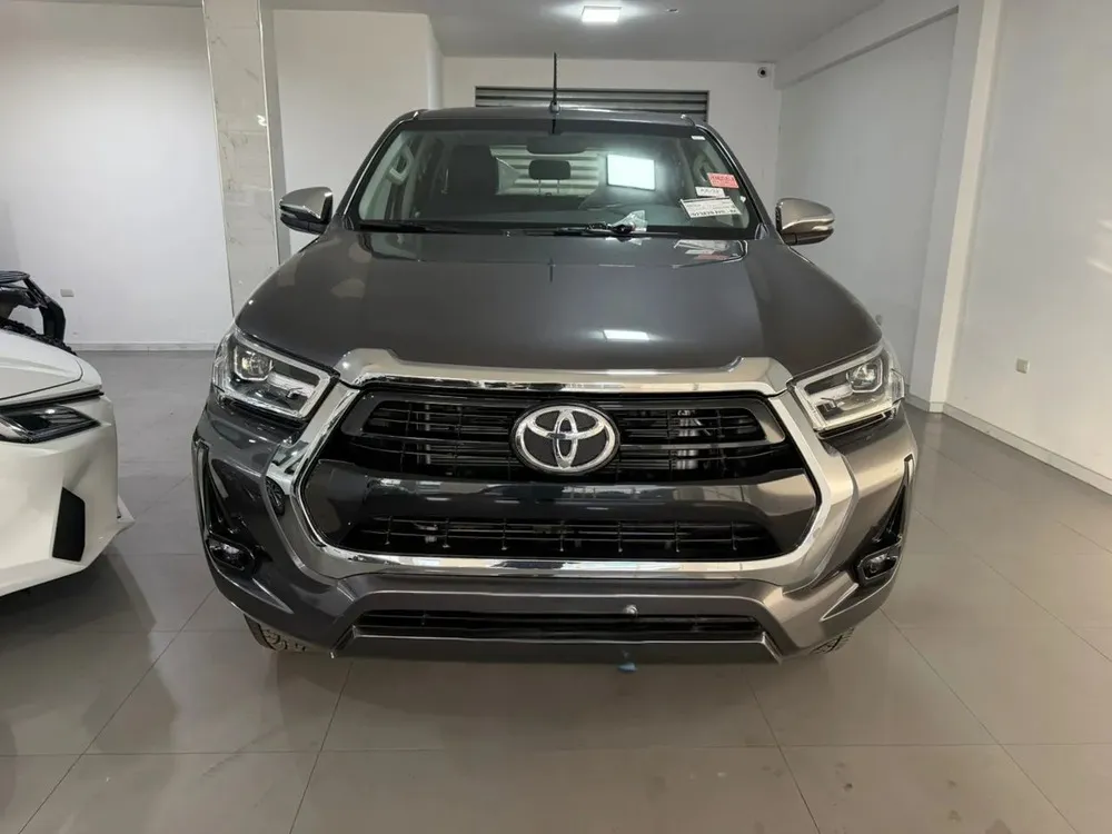 Vista 2 del vehículo: Toyota Hilux