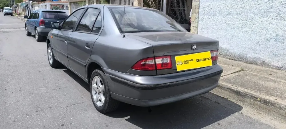 Vista 4 del vehículo: Venirauto Centauro