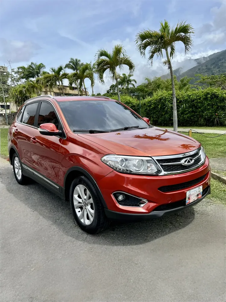 Vista 3 del vehículo: Chery Grand