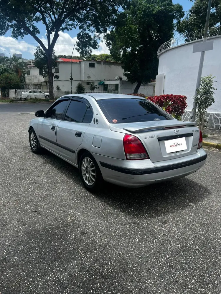 Vista 5 del vehículo: Elantra 2.0