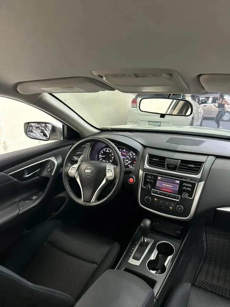 Vista 9 del vehículo: Nissan Altima