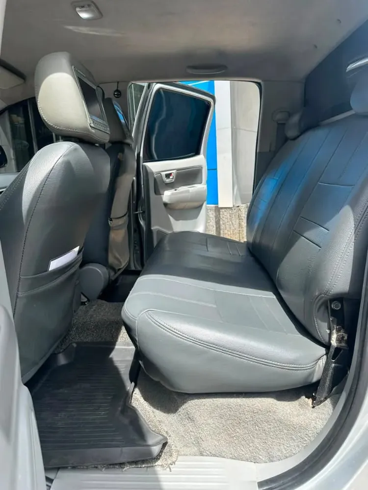 Vista 5 del vehículo: Toyota Hilux