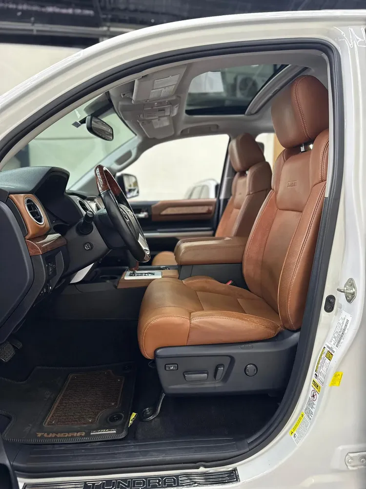 Vista 5 del vehículo: Toyota Tundra