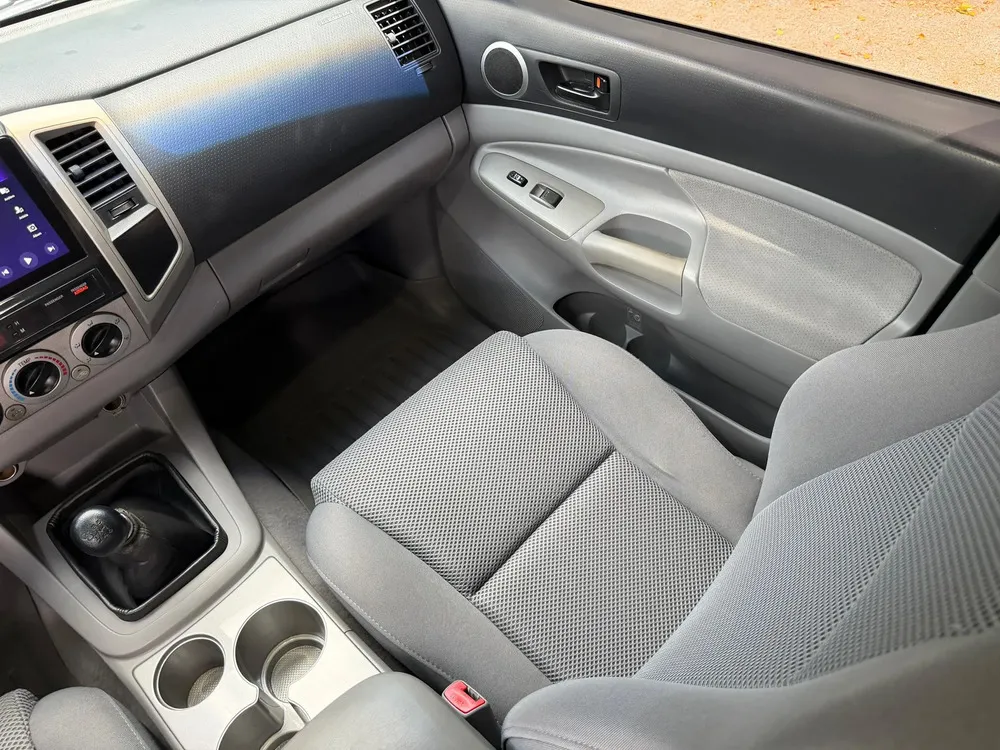 Vista 10 del vehículo: Toyota Tacoma