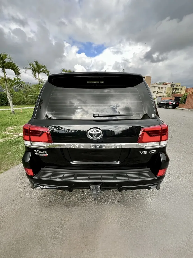 Vista 6 del vehículo: Toyota Land Cruiser