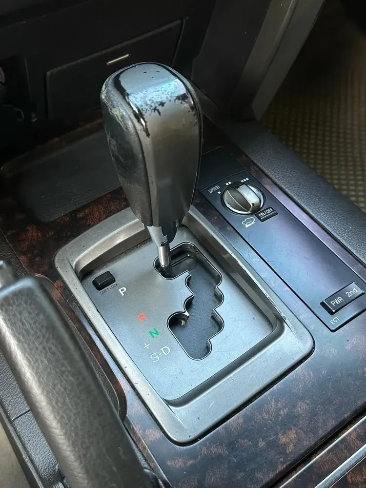 Vista 3 del vehículo: Toyota Land Cruiser