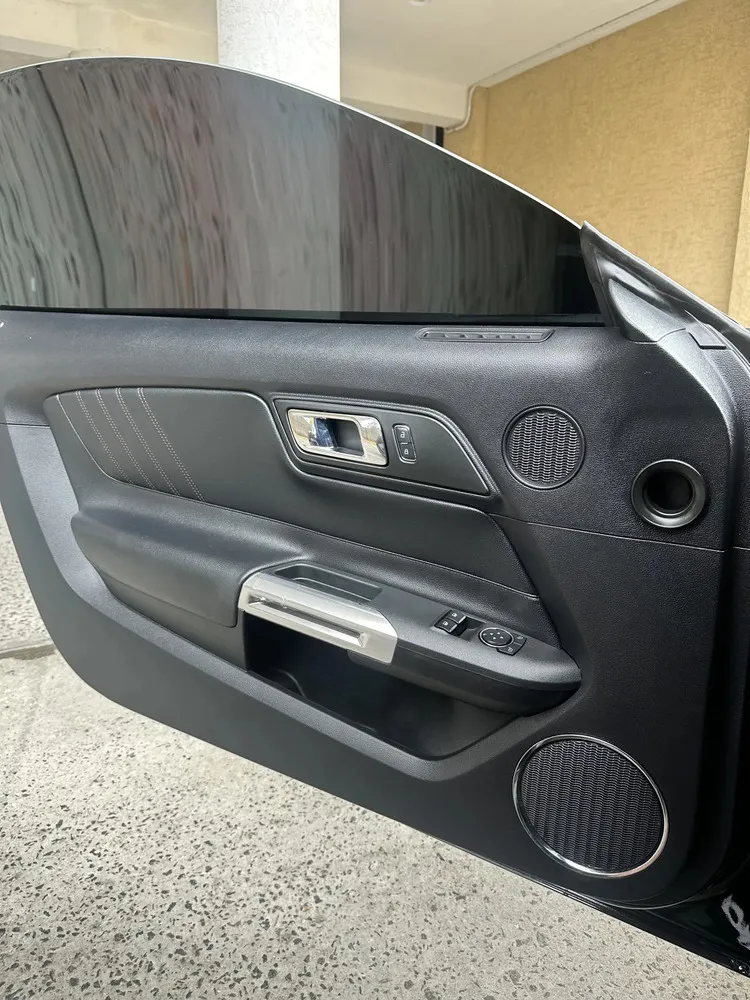 Vista 6 del vehículo: Mustang Gt