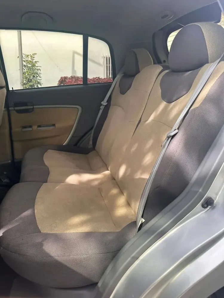 Vista 7 del vehículo: Chery Arauca