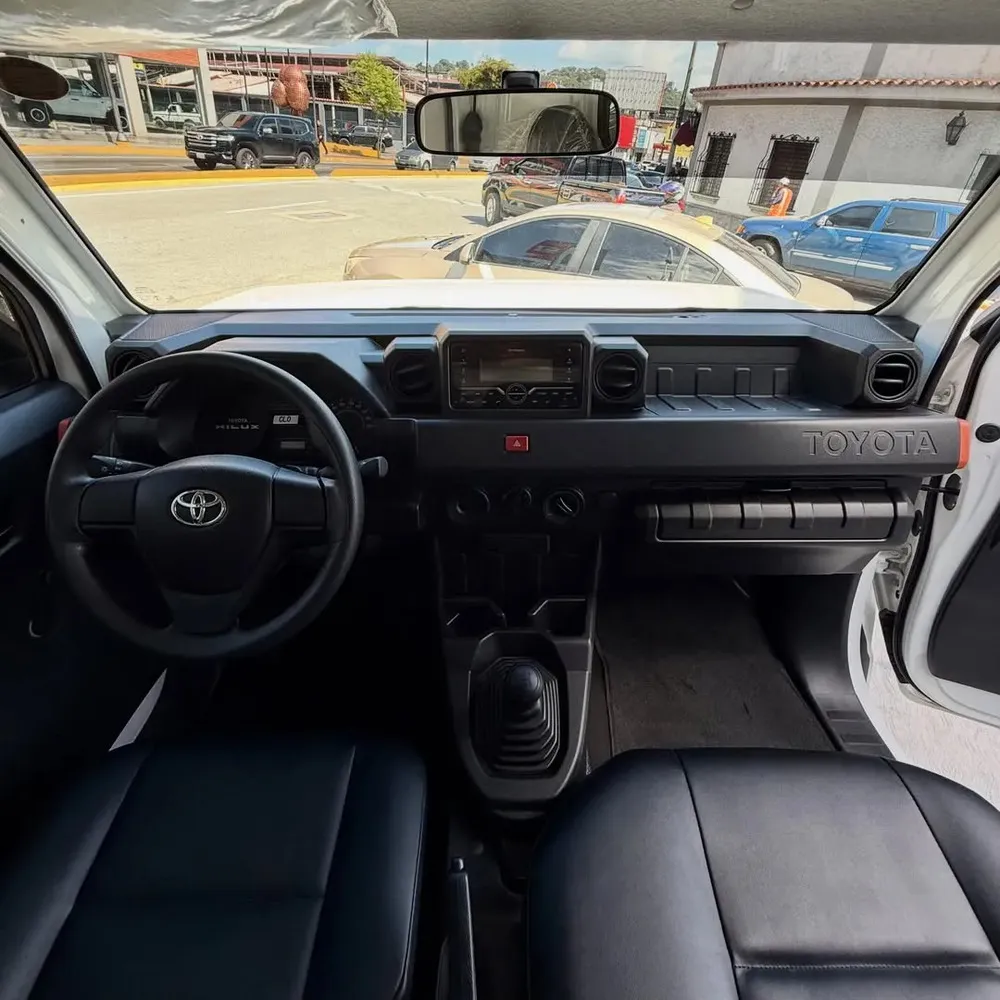 Vista 6 del vehículo: Toyota Hilux