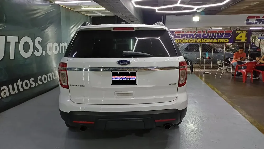 Vista 3 del vehículo: Ford Explorer