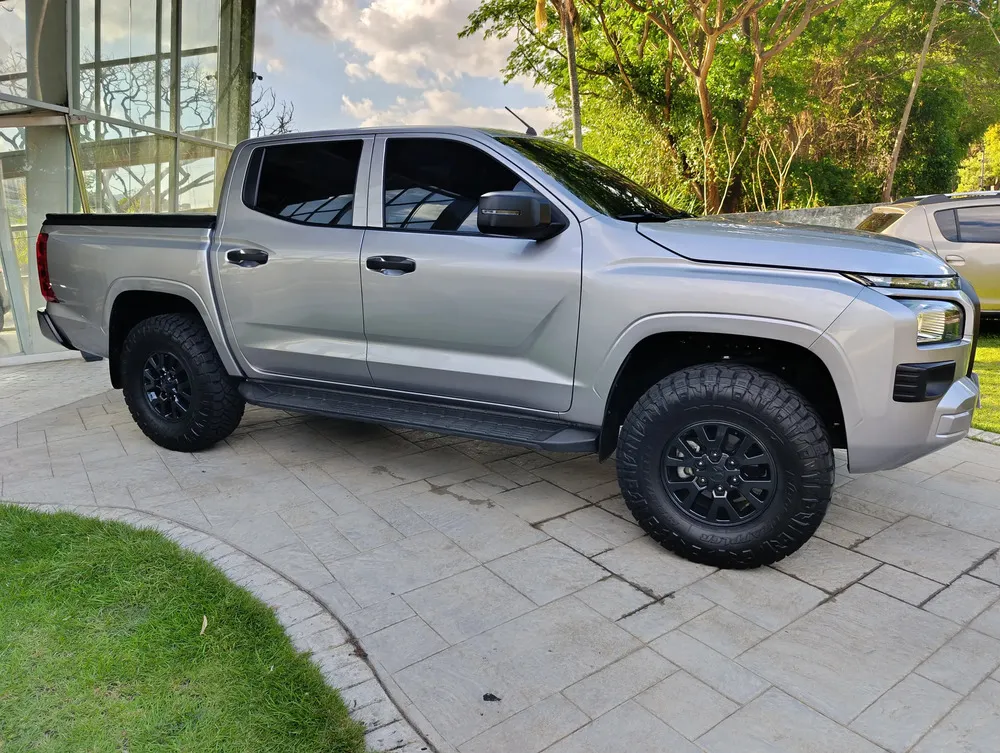Vista 5 del vehículo: Mitsubishi L200