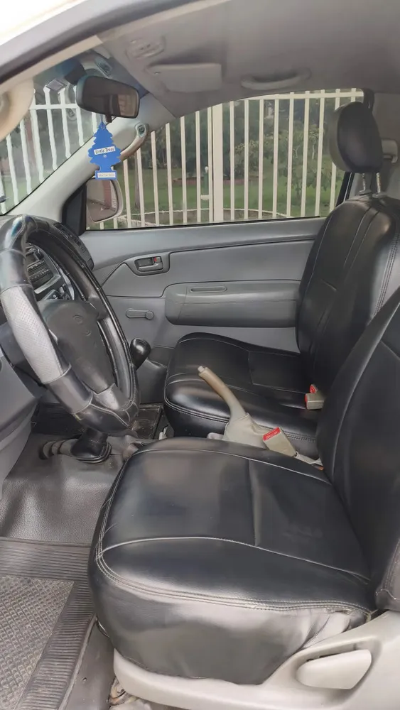 Vista 12 del vehículo: Toyota Hilux
