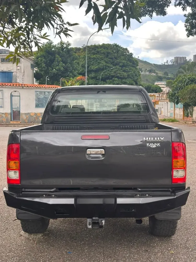 Vista 6 del vehículo: Toyota Hilux