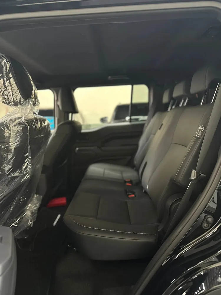 Vista 7 del vehículo: Toyota Fj
