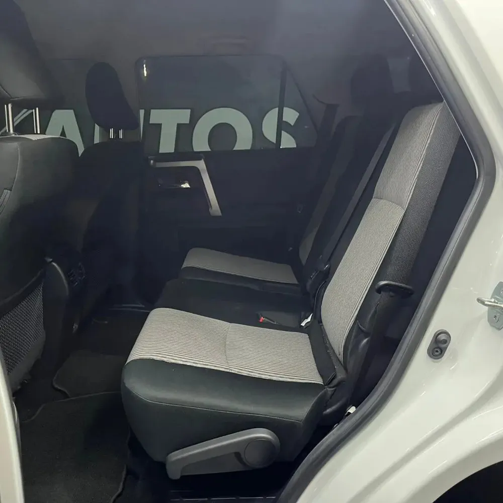 Vista 4 del vehículo: Toyota 4Runner