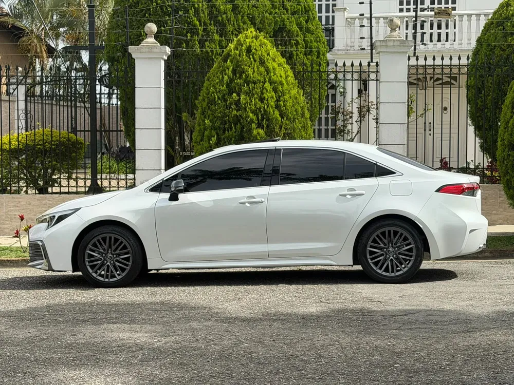 Vista 3 del vehículo: Toyota Levin