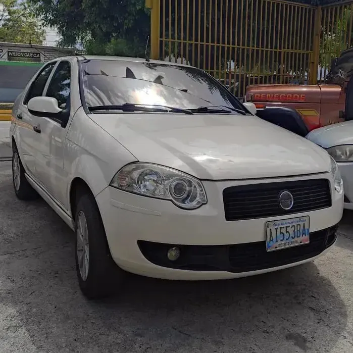 Vista 2 del vehículo: Dodge Forza