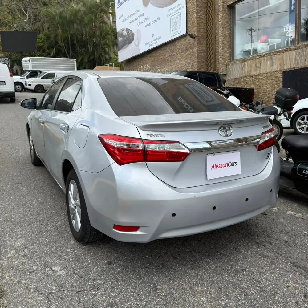 Vista 7 del vehículo: Toyota Corolla