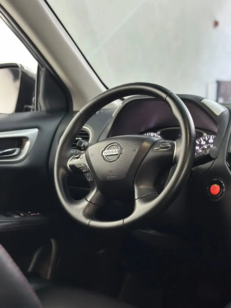 Vista 10 del vehículo: Nissan Pathfinder