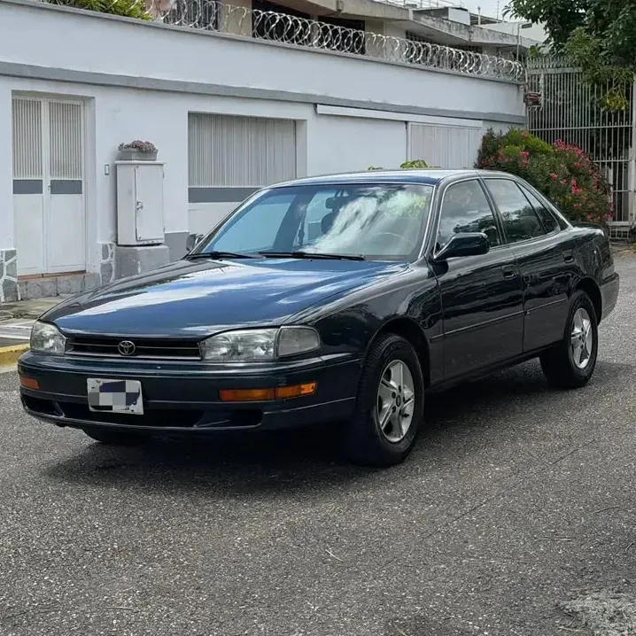 Vista 2 del vehículo: Toyota Camry