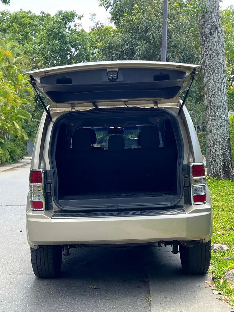 Vista 12 del vehículo: Jeep Cherokee