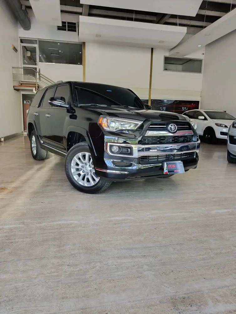 Vista 4 del vehículo: Toyota 4Runner