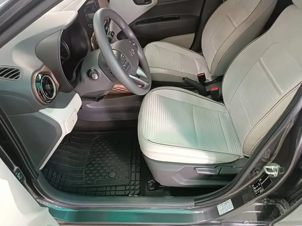 Vista 7 del vehículo: Hyundai Grand I10