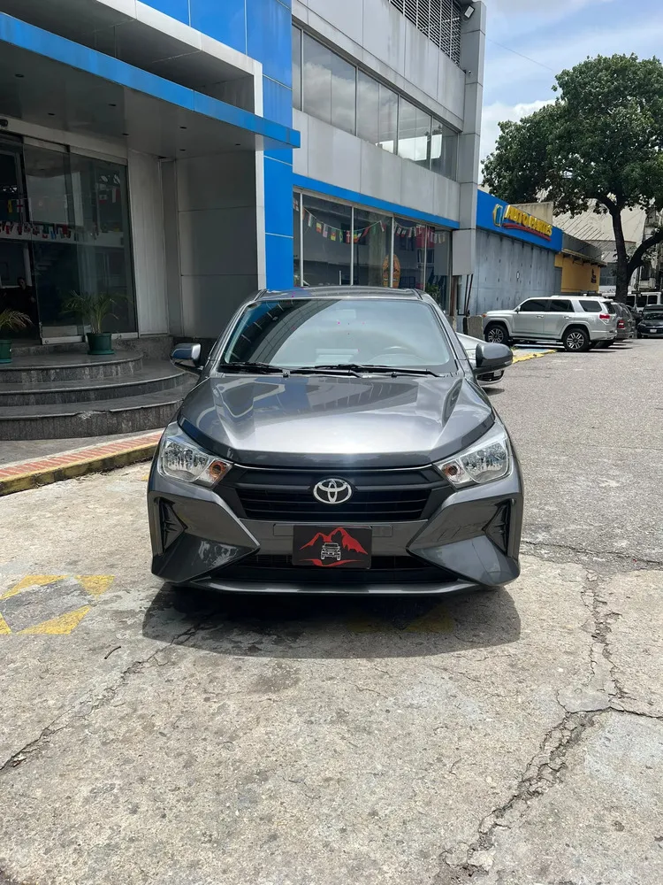 Vista 8 del vehículo: Toyota Agya