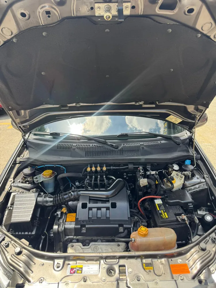 Vista 5 del vehículo: Dodge Forza