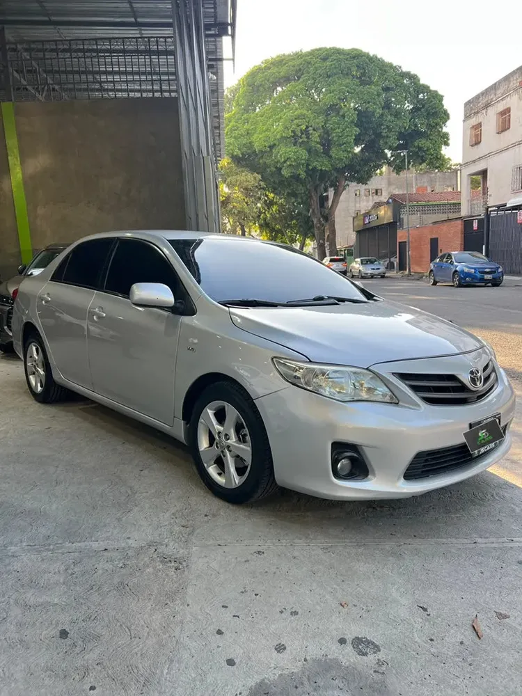 Vista 3 del vehículo: Toyota Corolla