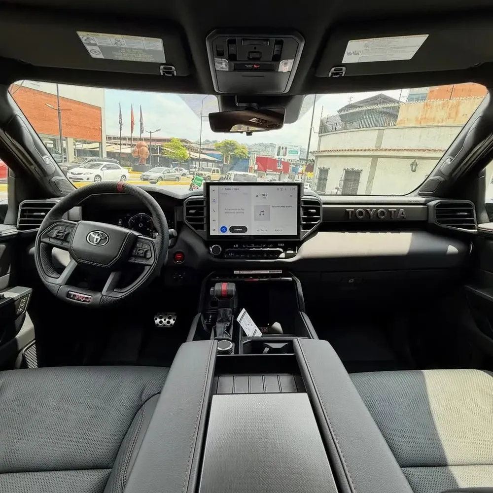 Vista 7 del vehículo: Toyota Sequoia
