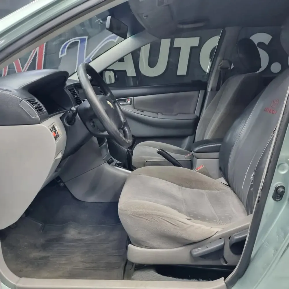 Vista 8 del vehículo: Toyota Corolla