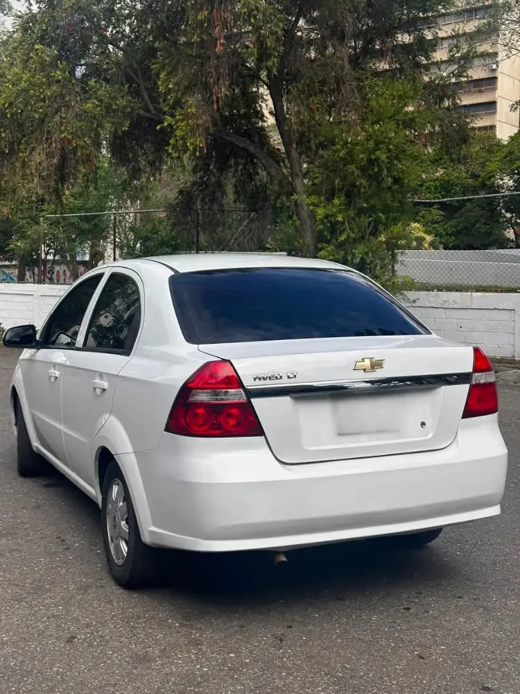Vista 5 del vehículo: Chevrolet Aveo