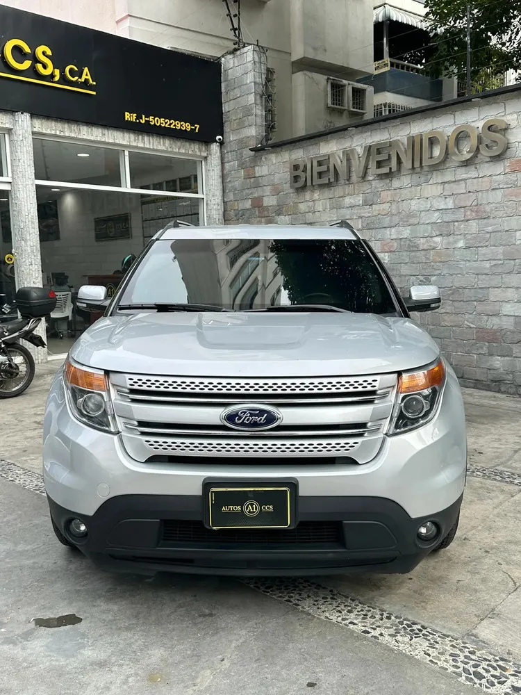 Vista 13 del vehículo: Ford Explorer