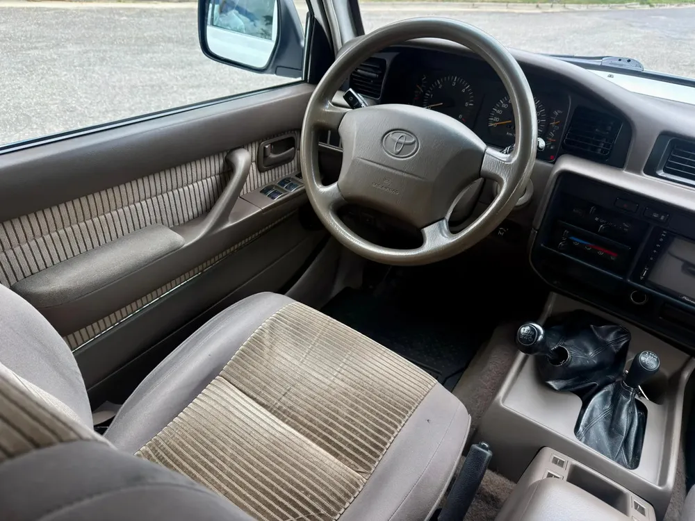Vista 11 del vehículo: Toyota Serie