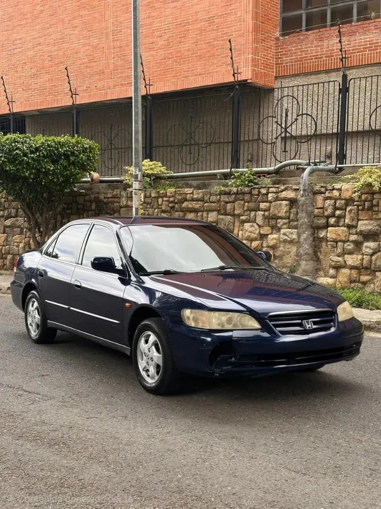 Vista 2 del vehículo: Honda Accord
