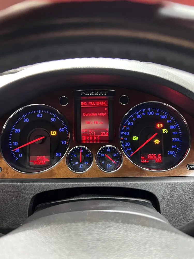 Vista 7 del vehículo: Volkswagen Passat