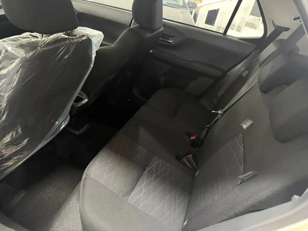 Vista 6 del vehículo: Toyota Agya