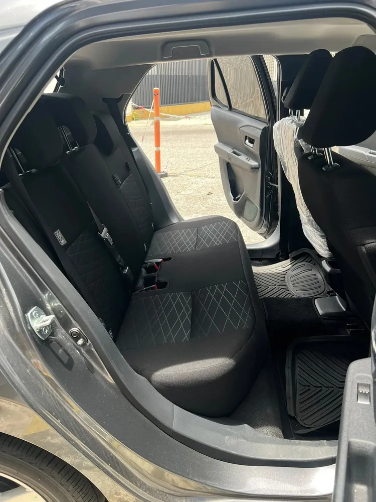 Vista 5 del vehículo: Toyota Agya