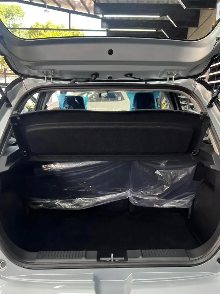 Vista 6 del vehículo: Suzuki Swift