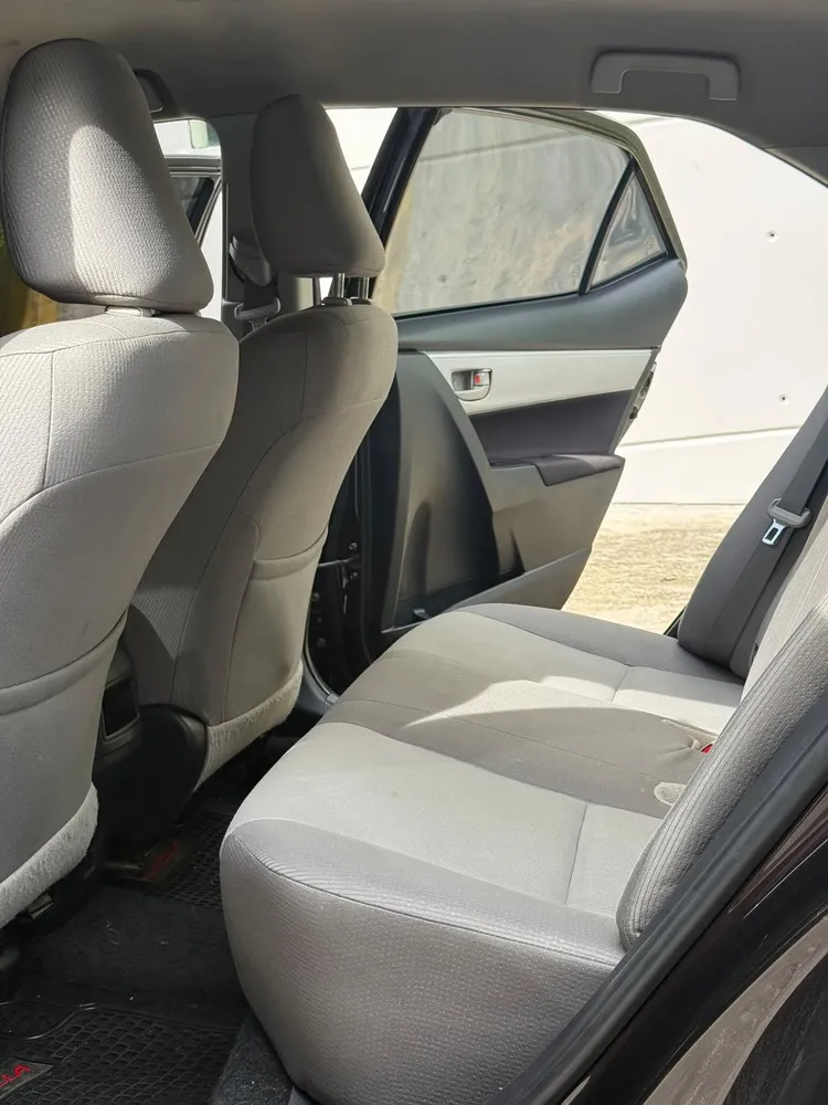 Vista 8 del vehículo: Toyota Corolla