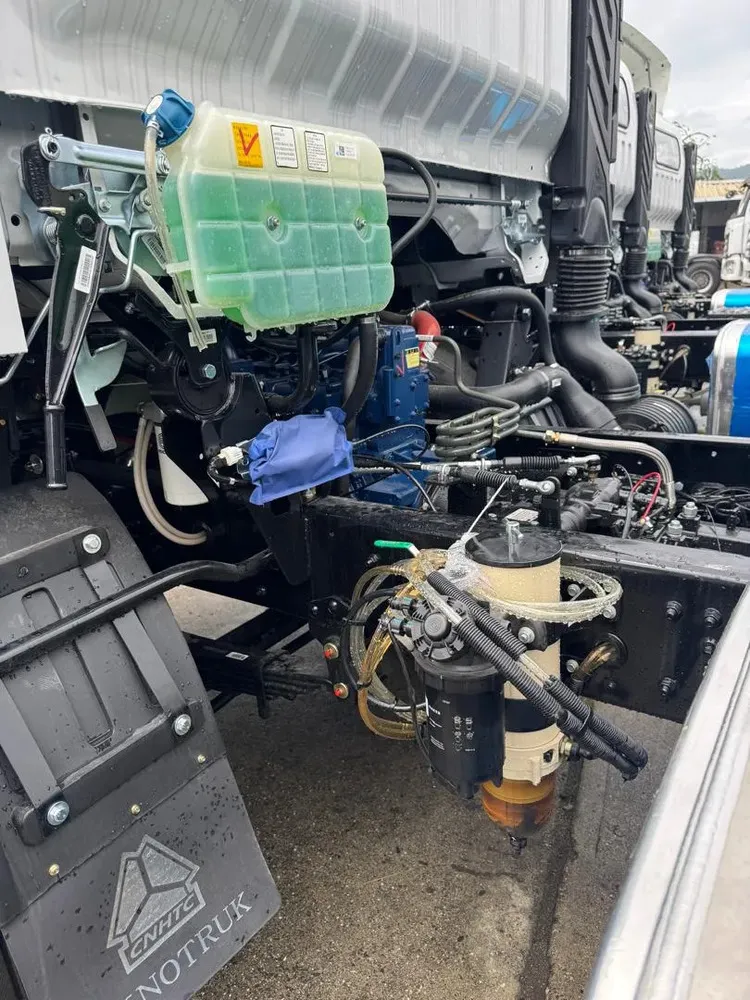 Vista 5 del vehículo: Sinotruck Howo