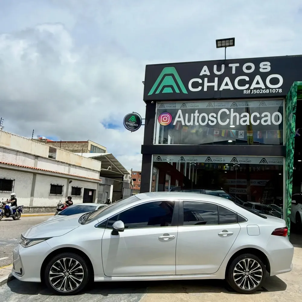 Vista 3 del vehículo: Toyota Corolla