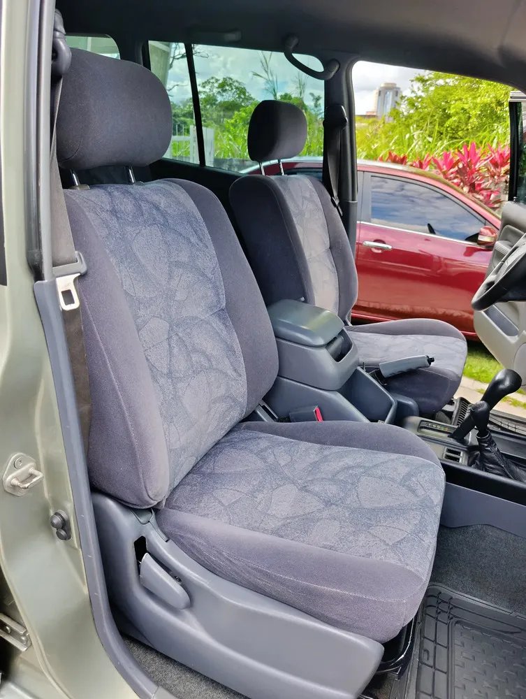 Vista 15 del vehículo: Toyota Prado