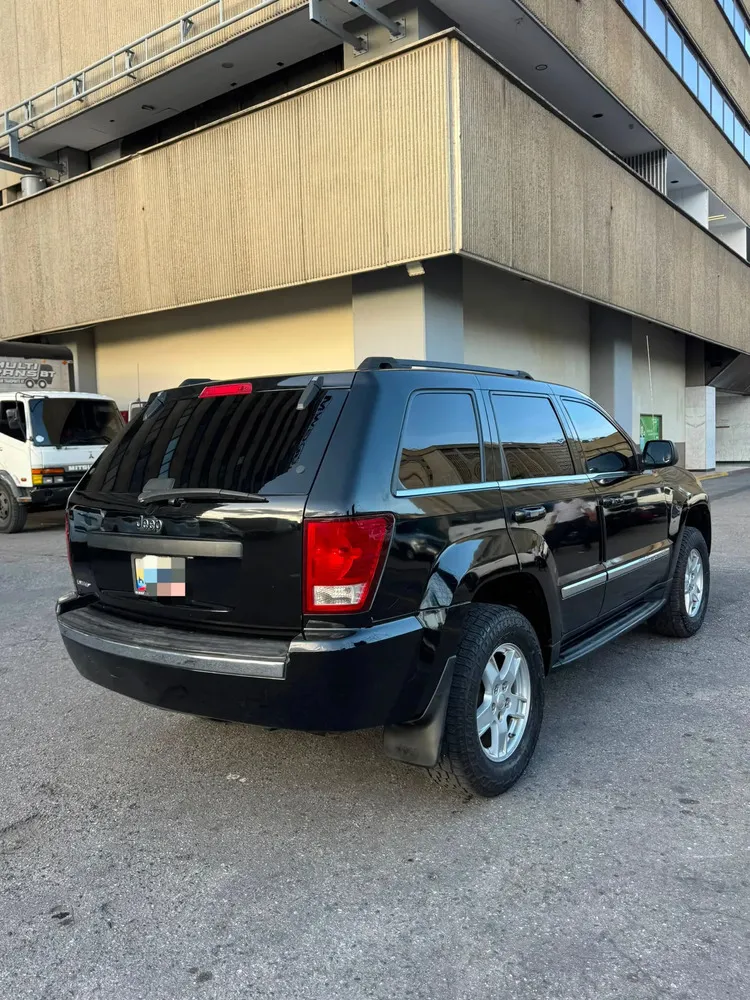 Vista 5 del vehículo: Jeep Limited