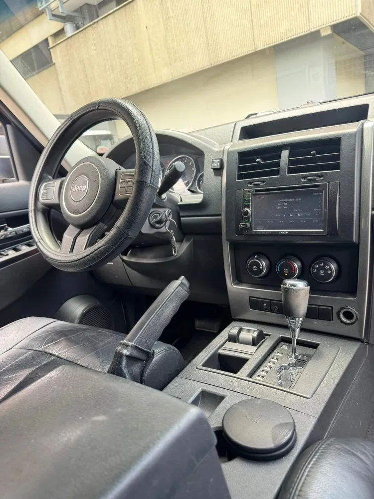 Vista 10 del vehículo: Jeep Cherokee