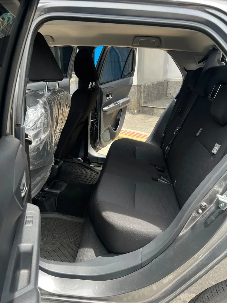 Vista 2 del vehículo: Toyota Agya