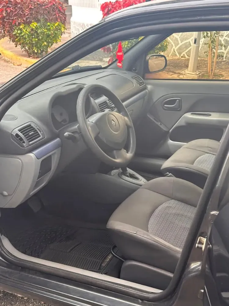 Vista 11 del vehículo: Renault Clio