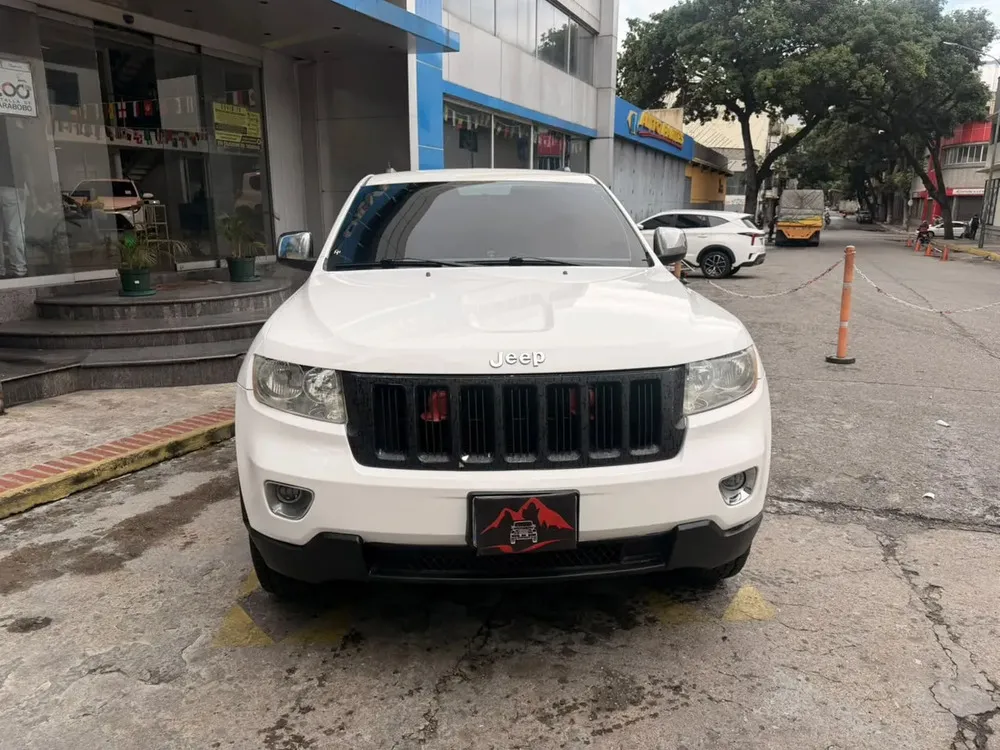 Vista 8 del vehículo: Jeep Grand Cherokee
