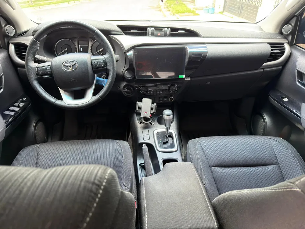 Vista 12 del vehículo: Toyota Hilux